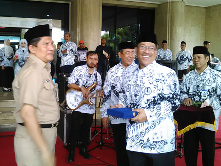 Pencarian PGRI Banten - Persatuan Guru Republik Indonesia Cabang Kabupaten Banten